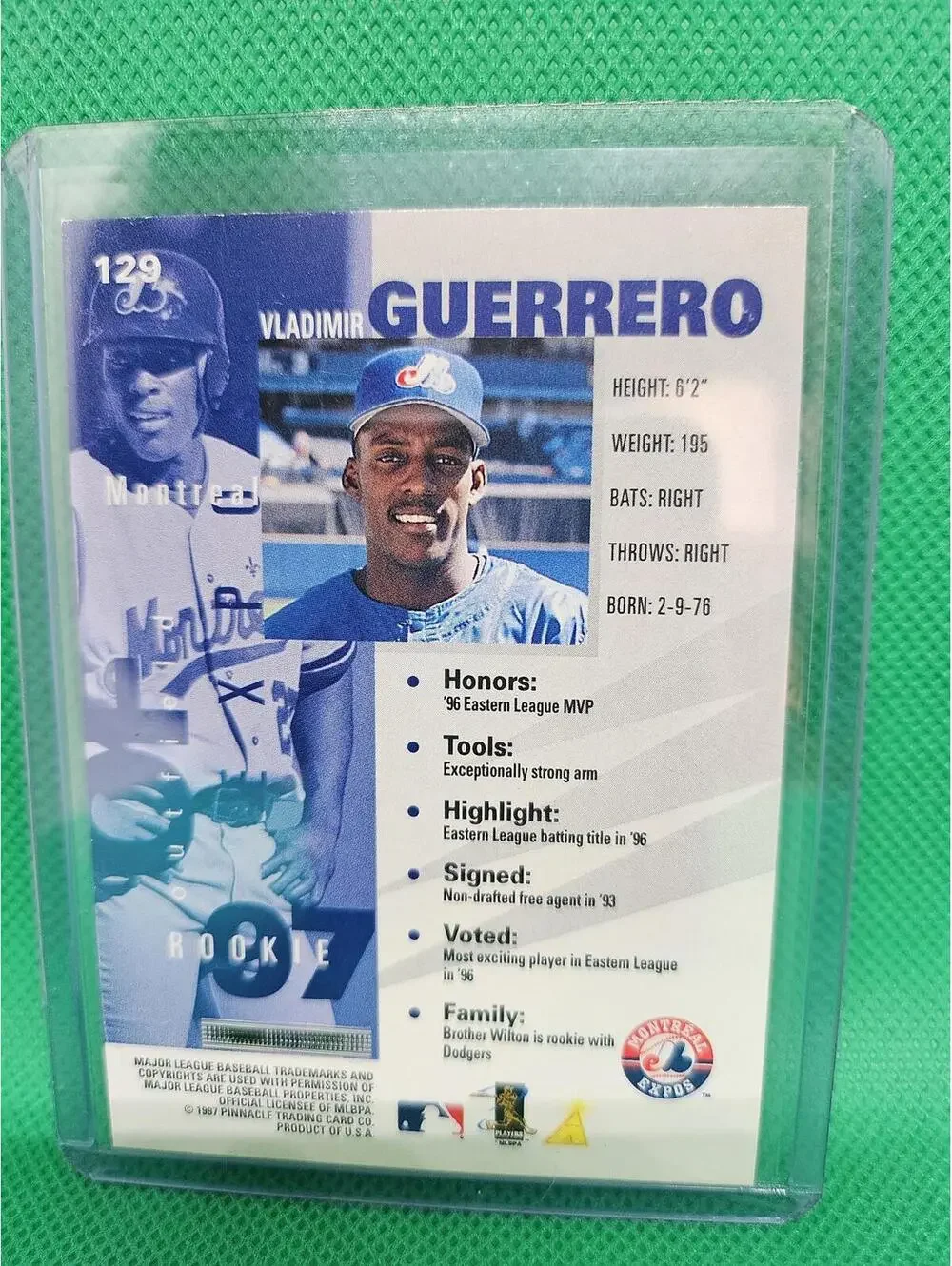 Vladimir Guerrero (RC) 1997 Pinnacle Inside Rookie #129 - Expos - RAW Mint